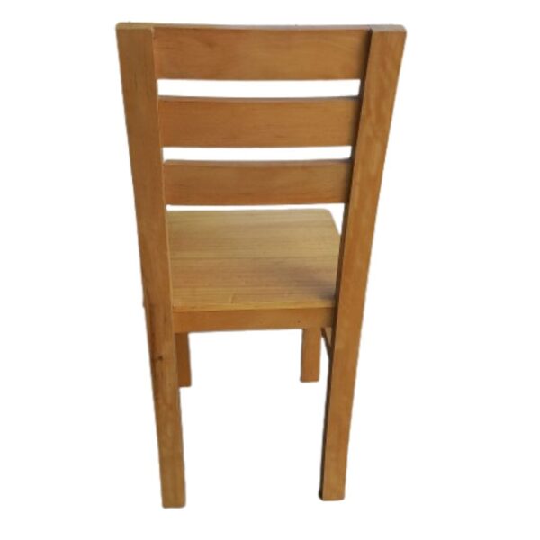 Silla Modelo Playera de Color Natural de Madera Capirona y Asiento de Pino: Diseño Auxiliar - Imagen 2