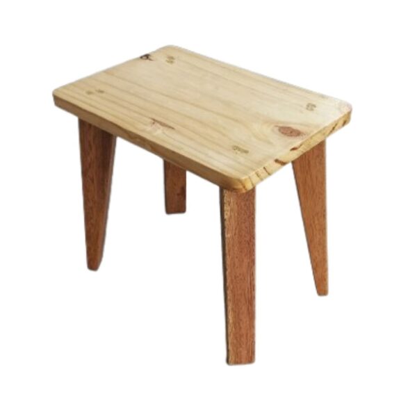 Banco Modelo de Apoyo en Color Natural de Madera de Pino y Huayruro: Diseño Auxiliar
